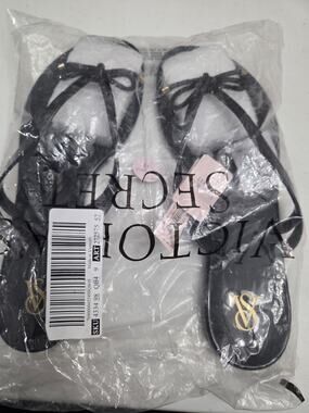 Victoria's Secret Shine Bow Jelly Sandals Black Size 9 Gold VS Emblem Logo New